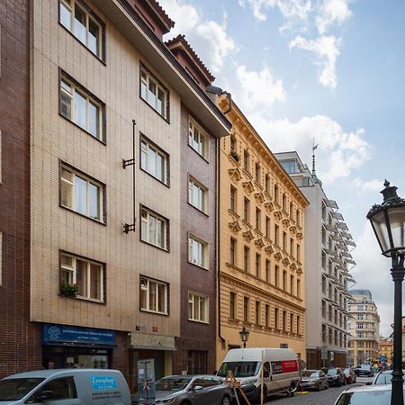 Lighthouse Apartment Praag Buitenkant foto