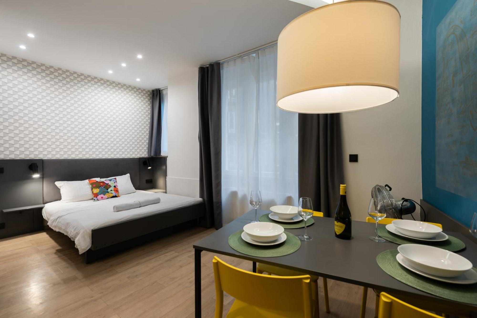 Lighthouse Apartment Praag Buitenkant foto